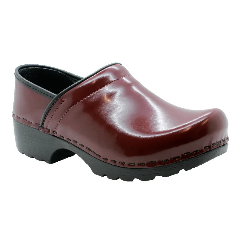 BJORK Men's Swedish Professional Patent Leather Clogs