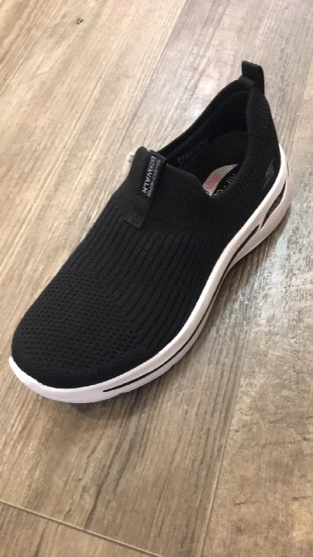 Skechers Go Walk Arch Fit Iconic Black Shoe