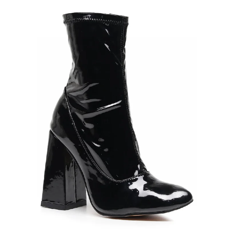 La Gogo Ankle Boot - Black Wet Look - Street Sole