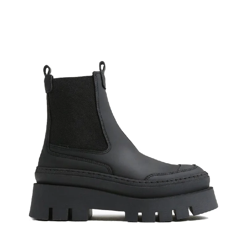 Evi Ann Black Biker Chelsea Boots