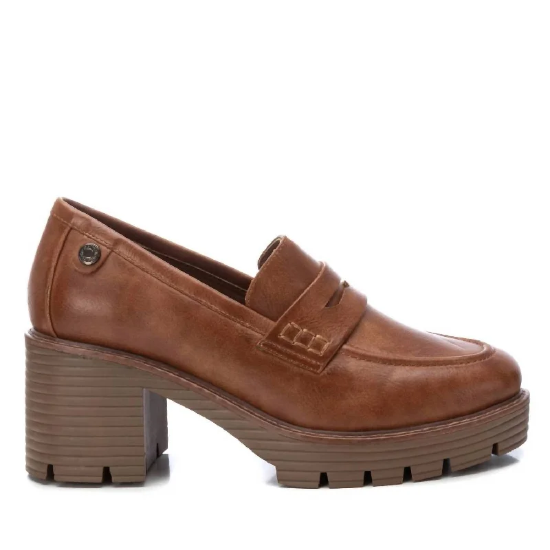 Women's Leather Moccasins In Camel