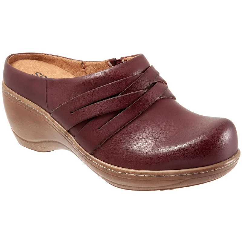 SoftWalk Womens Mackay  Leather Slip On Clogs